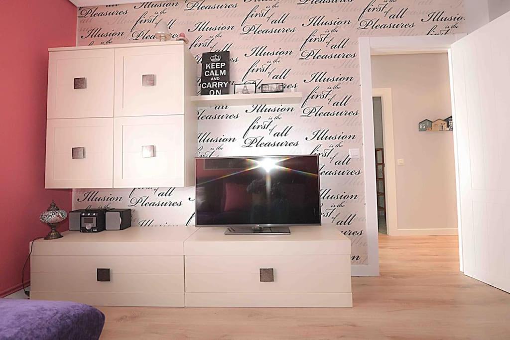 Apartamento Con Encanto "Las Raices" ซานตานเดร์ ภายนอก รูปภาพ
