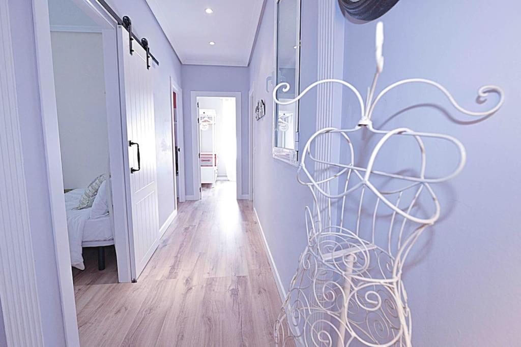 Apartamento Con Encanto "Las Raices" ซานตานเดร์ ภายนอก รูปภาพ